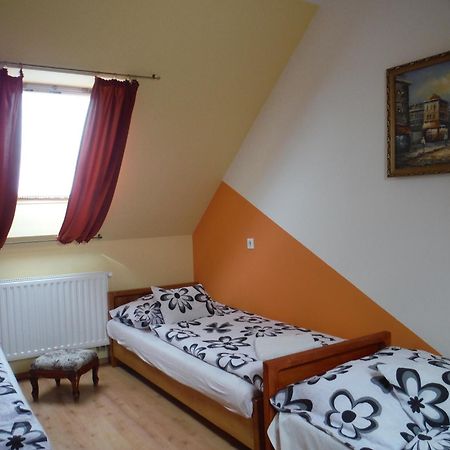 Kertvarosi Vendeghaz Oroshaza Room photo