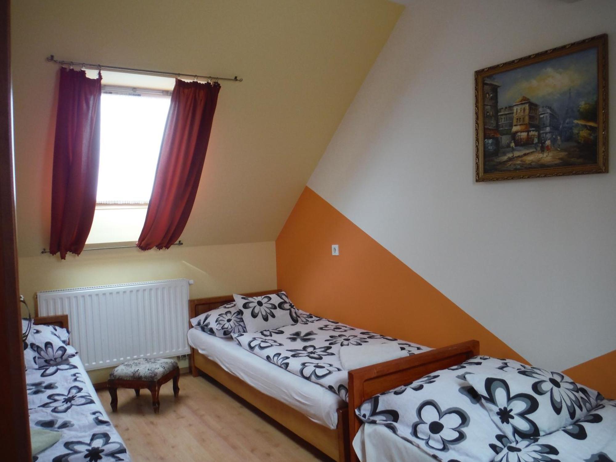 Kertvarosi Vendeghaz Oroshaza Room photo